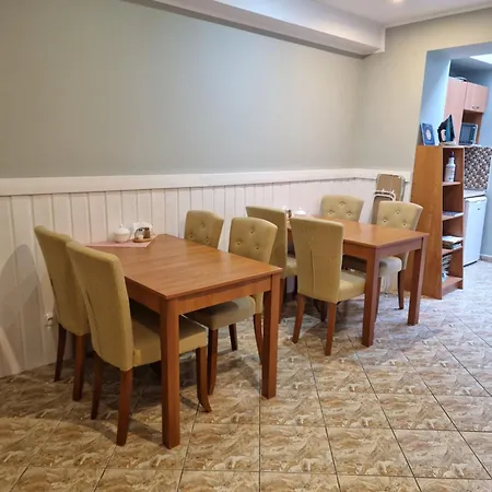 Bed & Breakfast Agis Goscinne